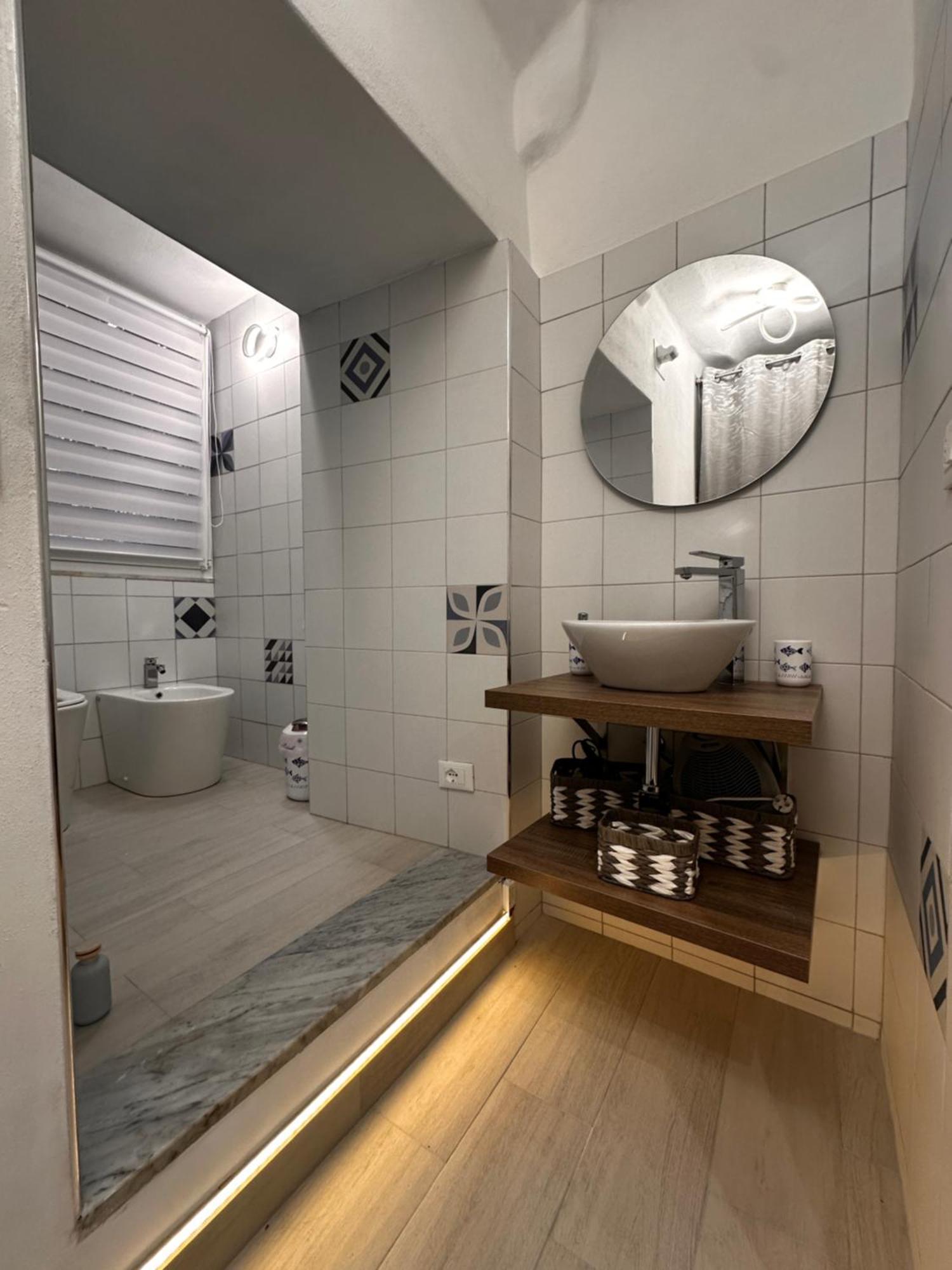 La Casa Di Dory In Primopiano Apartment Генуа Екстериор снимка